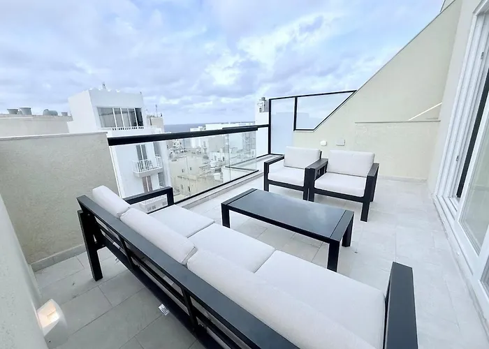 The Bugibba Penthouse! Апартаменты Сент-Полс-Бей